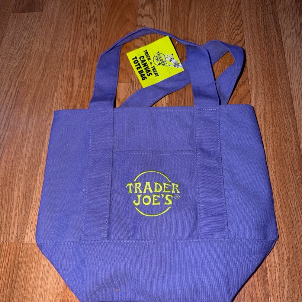 NWT Trader Joes Halloween Purple mini tote✅✅✅